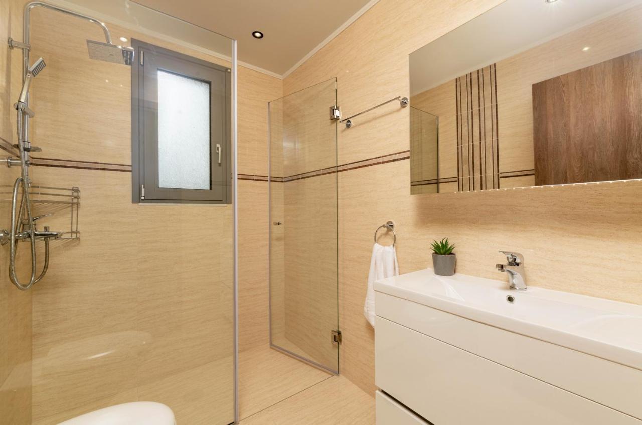Tsatos Luxury Residence Кремасті Екстер'єр фото
