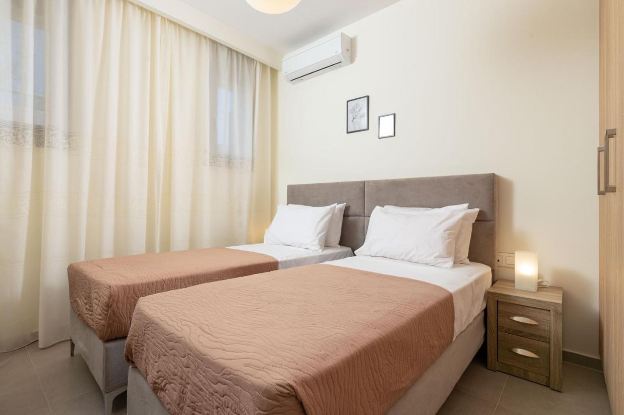 Tsatos Luxury Residence Кремасті Екстер'єр фото